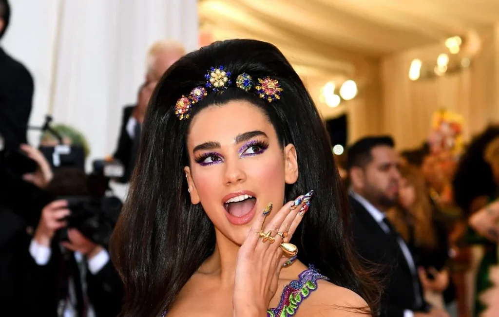 dua lipa net worth